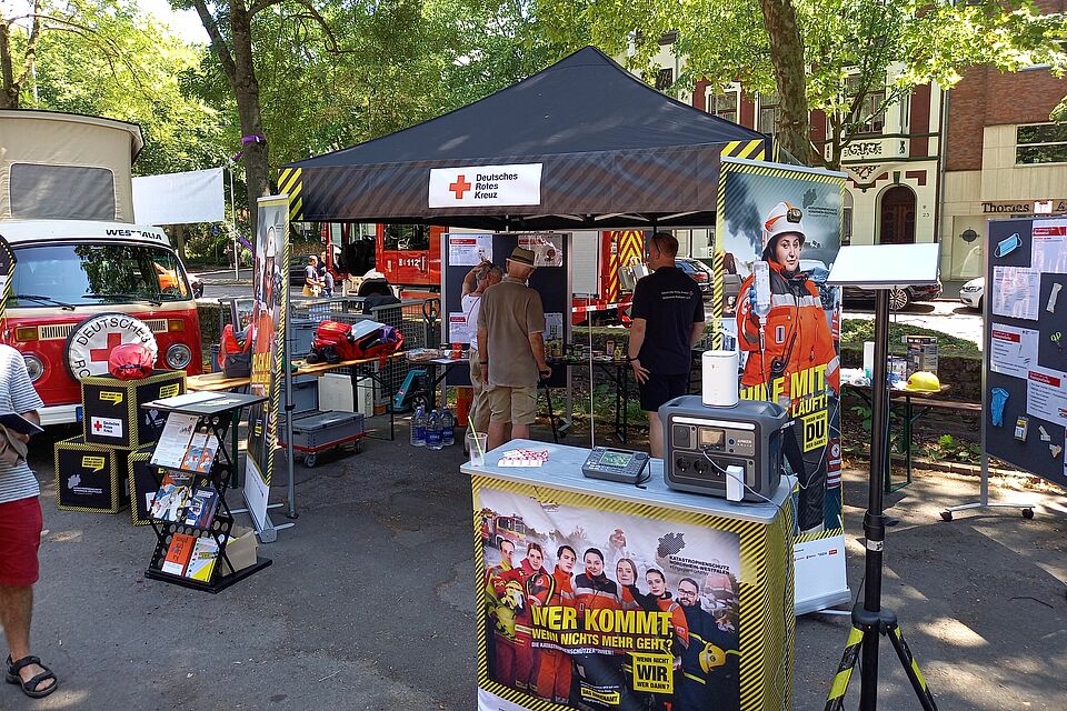 Stand des DRK Kempen beim Bevölkerungsschutztag_1 Stand des DRK Kempen beim Bevölkerungsschutztag_1